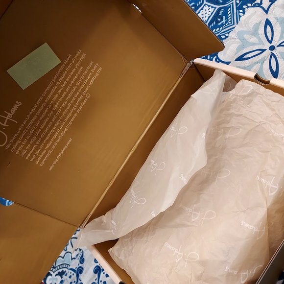 Brand New J. Adams Dove Gold Ankle Strap Stiletto Heel Shoes Size 9 - Picture 4 of 5